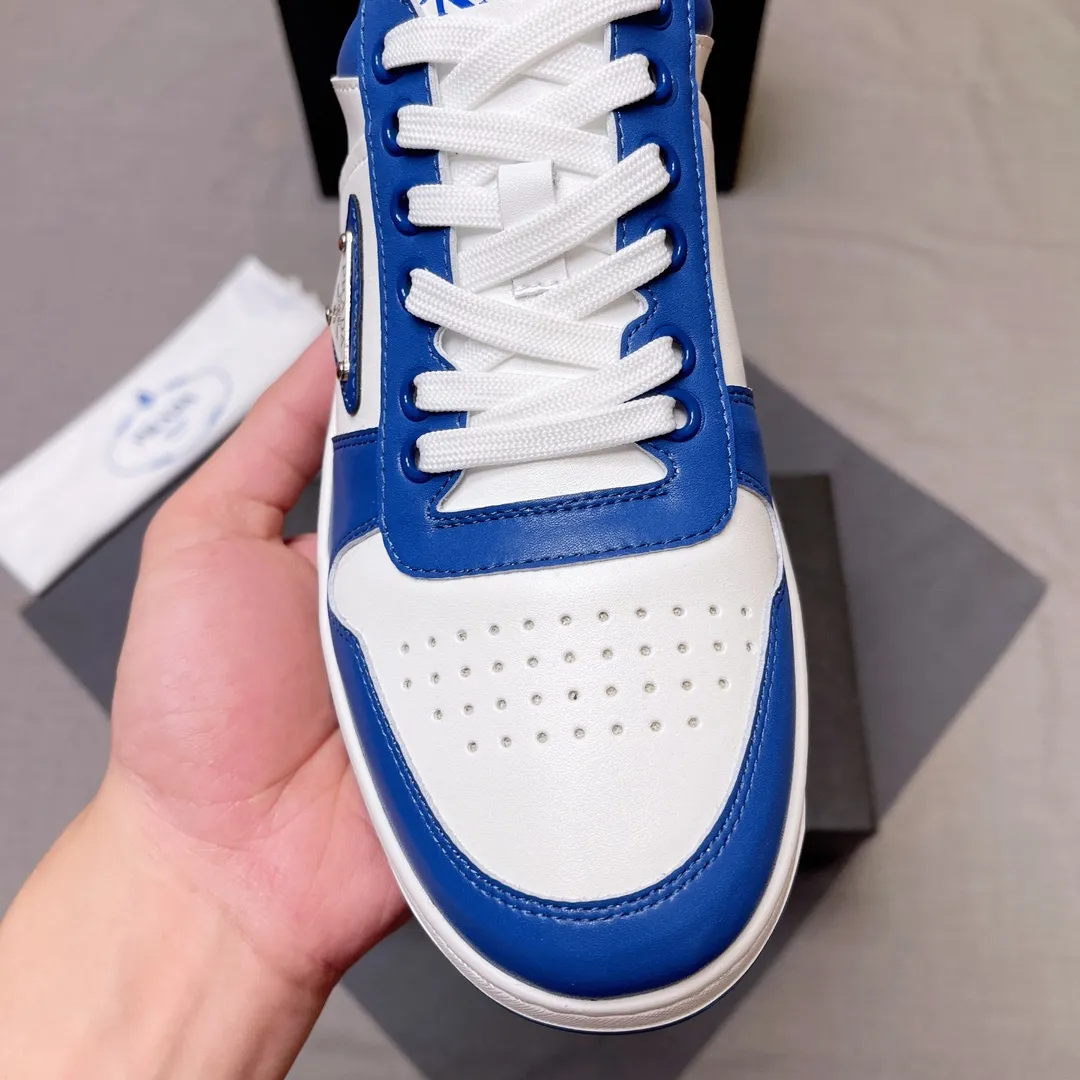 P380 Prada Prada's new men's leather sneakers, the highest version on the market, any comparison is welcome🆚! The original leather has excellent texture and is super high-end! Fetal sheep net lining imported from Italy, removable pad! Luxurious materials and fine workmanship, highly recommended! Code number 38-45 No. 058